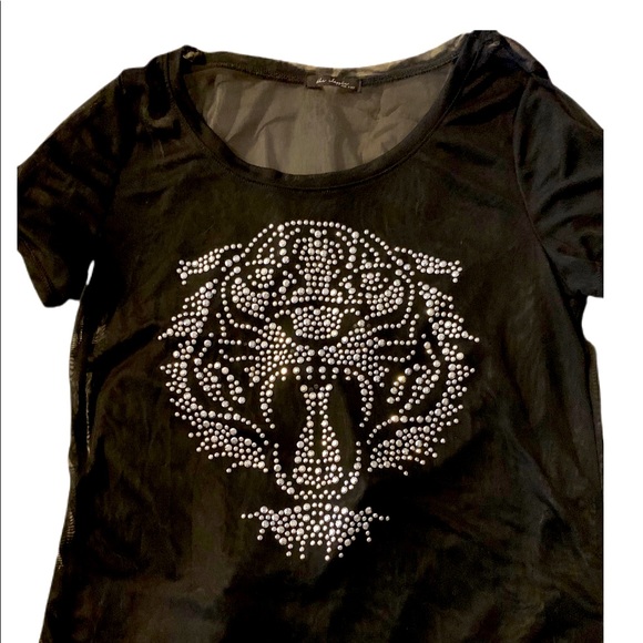 Lion beach T shirt - Picture 1 of 1